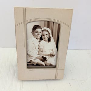 Cartes de placard vintage photo première communion catholique, noir blanc, frères et sœurs des années 1950 4 x 6
