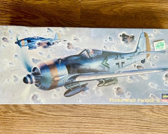 1992 Focke-Wulf Fw190F-8 Luftwaffe Fighter//Vintage Hasegawa Hobby Model Kit// 1:72 Scale//Sealed Box