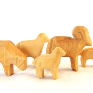 Sheep Family, Herd of Sheep, Wooden animals, Waldorf Toys
