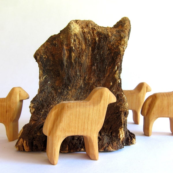 Mouton en bois, Animaux de la ferme, Jouets Waldorf en bois, Jouets naturels, Animaux en bois,