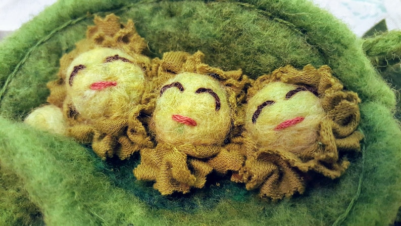 Retailer Peas in a Pod felted wall art sweet pea Spring Summer decoration