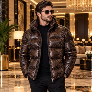 Men's Luxury Python Embossed Leather Puffer Jacket Hooded Quilted Winter Designer Outerwear Fashion Gift