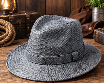 Chapeau de cowboy en cuir embossé peau de serpent fait main, style fedora