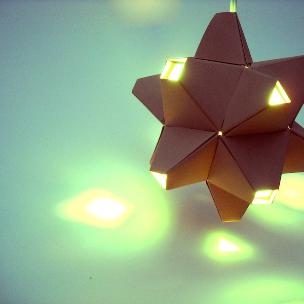 Papier-Origami-Lampe. Tan und Aqua. 48 Seiten. (Polyeder Luminaria Serie)