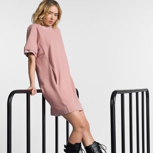 Short Sleeved Sweatshirt Dress A03689 image 1