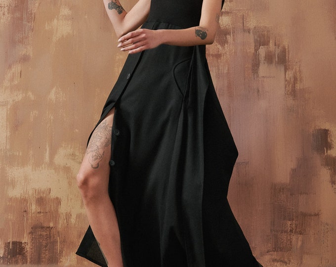 Sleeveless Mixed Dress with Belt