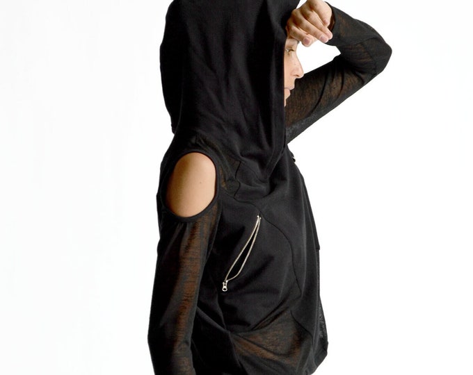 Short Extravagant Off-Shoulder Hoodie A90516