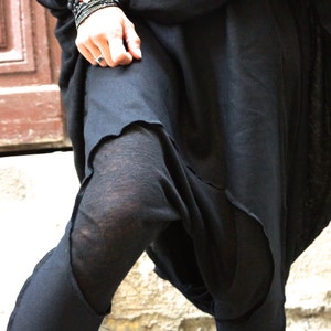 NEW Loose Casual Black Drop Crotch Linen Knit Harem Pants / Extravagant Black Pants by AAKASHA A05167 zdjęcie 1