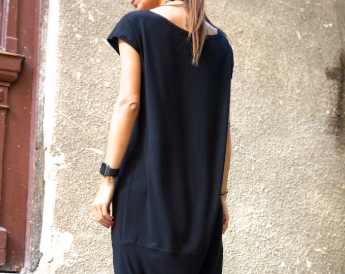 NEW Collection Black Tencil  Jumpsuit  / Extravagant Loose Jumpsuit  both long sleeves and sleeveless  by AAKASHA A19363