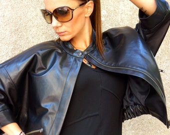 AAKASHA Black Genuine Leather Bolero Jacket: Zipper Pockets
