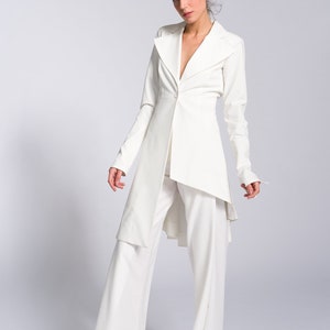 Asymmetric Buttoned Blazer A92330 image 5