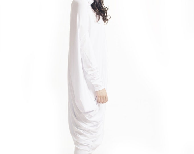 Oversize White Loose Hooded Top / Asymmetric Raglan Long Sleeves Tunic  / Maxi Blouse A02042