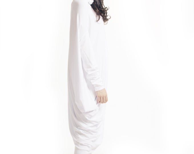 Oversize White Loose Hooded Top / Asymmetric Raglan Long Sleeves Tunic  / Maxi Blouse A02042