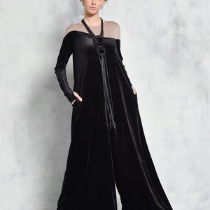 Elegant Long Sleeve Velvet Jumpsuit A90438