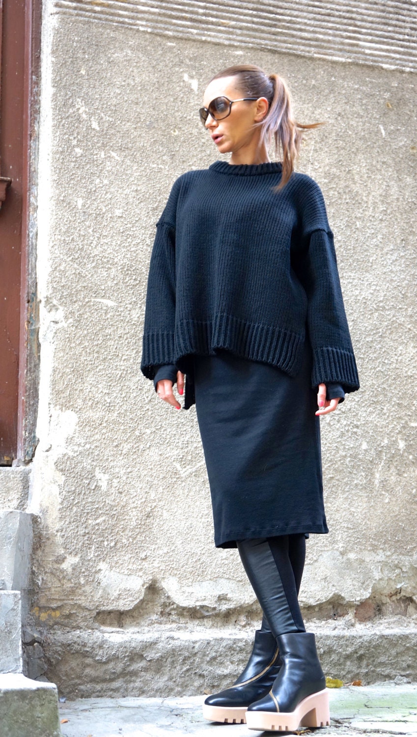 wide collar wool knit sweater