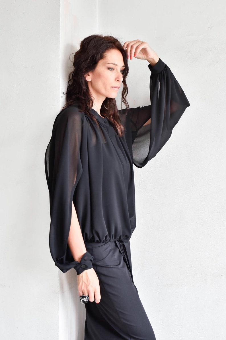 блузка с шифоновыми рукавами. шифоновая блузка. белая шифоновая блузка с длинным рукавом. блузка с шифоновыми рукавами. блузка летучая мышь.