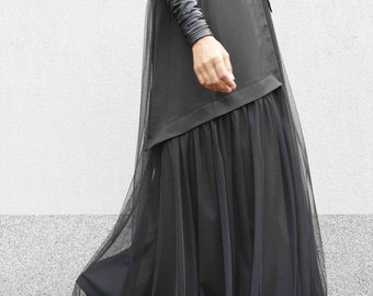 Maxi robe extravagante en tulle A90495