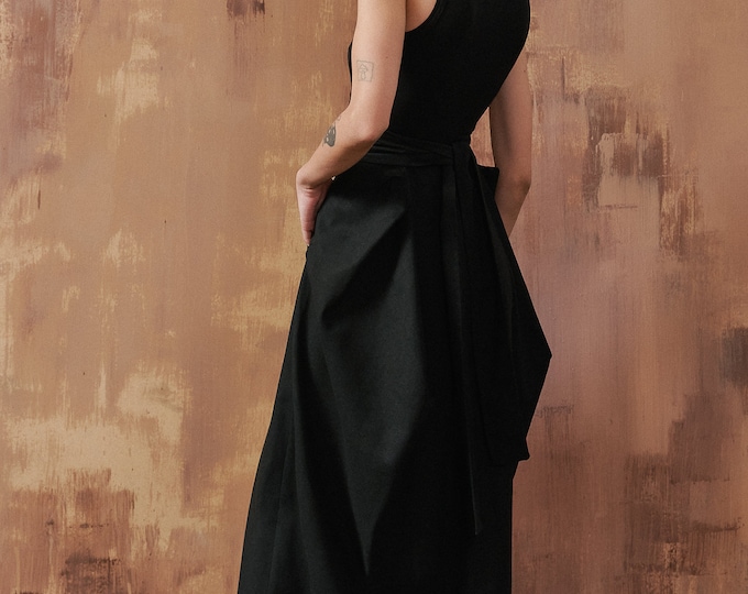 Linen Sleeveless Boho Summer Dress with Belt & Side Pockets - Maxi Aakasha Women's Clothing