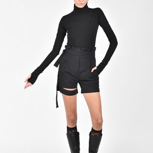 Stylish Cold Wool Shorts with adjustable ribbon A90189