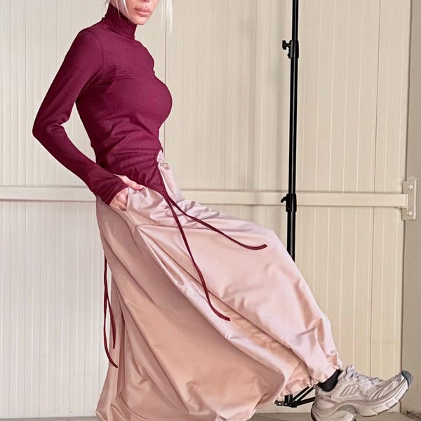 Falda larga, corte relajado, estilo bohemio, tallas grandes, cintura elástica con bolsillos.
