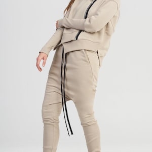 Katoenen sweater met asymmetrische ritssluiting, mouwen met duimgat A92214 afbeelding 1