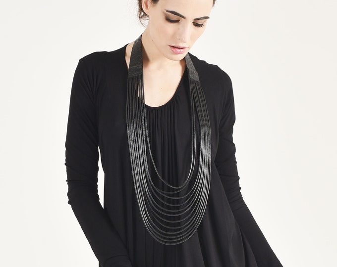 Extravagant Genuine Leather Necklace A16840