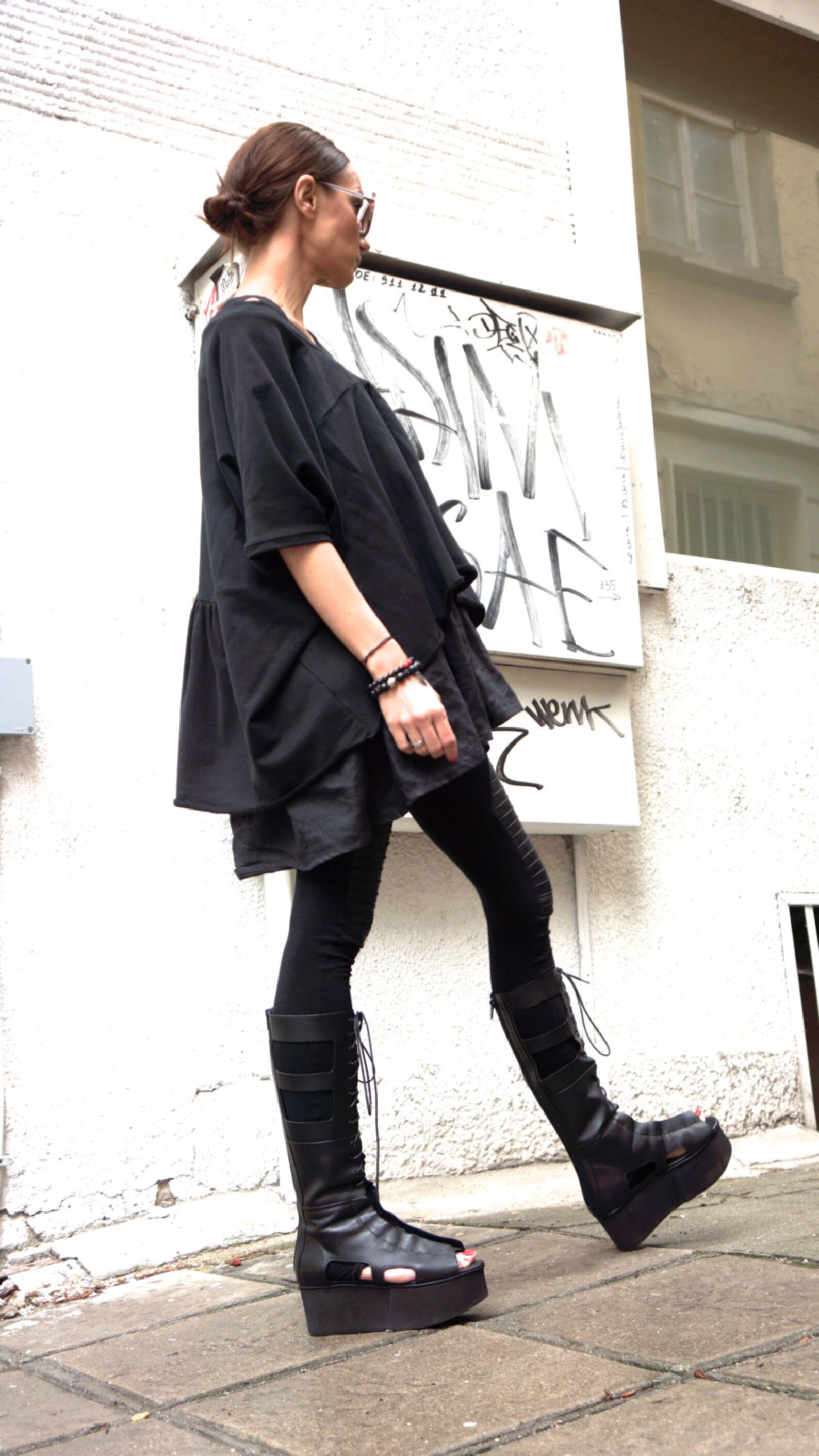 Black Lined Set main image 0