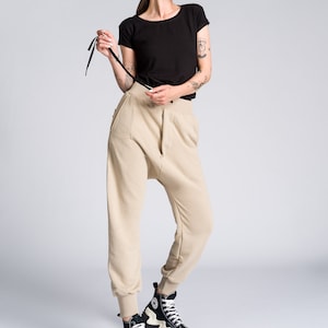 Cuffed Jogger with Ribbed Details A05991