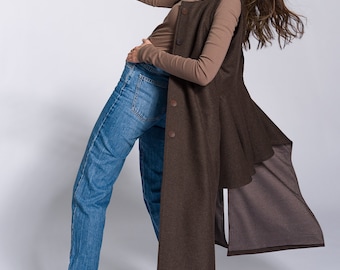 Wool Sleeveless Lined Coat with Short Peplum Back by AAKASHA A02529