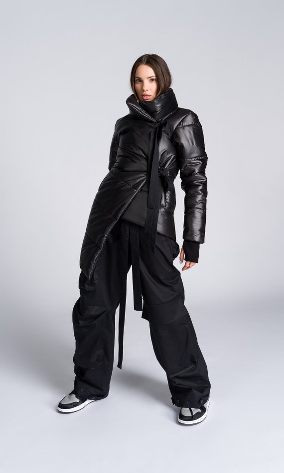 UND ASYMMETRY COLLAR JACKET ブラック UND ASYMMETRY COLLAR JACKET ブラック