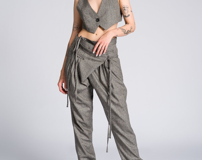 Tapered Pants with Overlap Front A92295