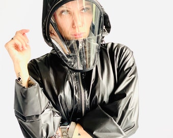 NOUVELLE Collection Imperméable à capuche à glissière noire avec fermeture à glissière ShIeld / Trench extravagant avec ceinture en cuir écologique / Maxi Coat par Aakasha