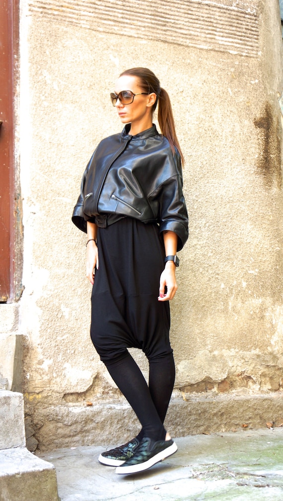 NEW COLLECTION Extravagant Short Black Genuine Leather Coat