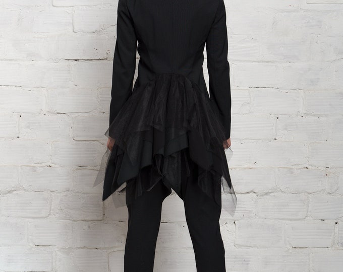 Cutaway Closure Peplum Blazer With  Tulle A90579