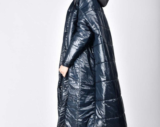 Oversized Navy  Winter Coat / Maxi Navy  Quilted Hooded Extravagant Coat by AAKASHA A20672