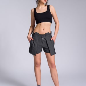 Cool Wool Shorts with Large Pockets A05312