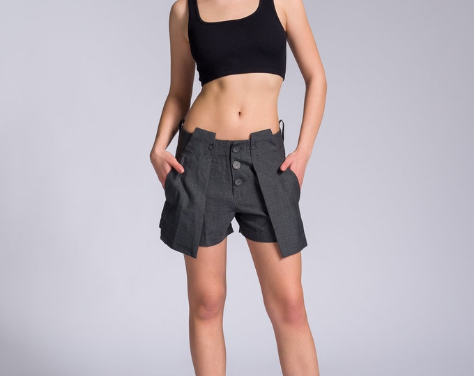 Cool Wool Shorts with Large Pockets A05312