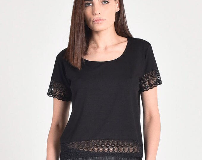 Elegant Short Sleeve Top with lace details A90459