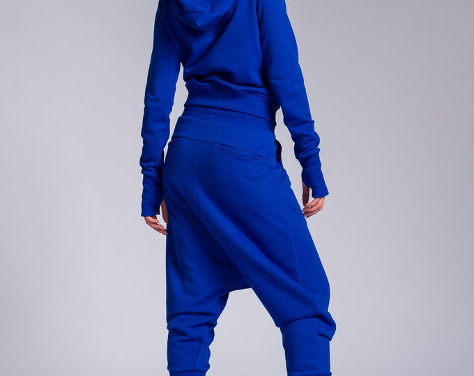 Deep Drop Crotch Pants and Short Hoodie with Asymmetric Closure A92241