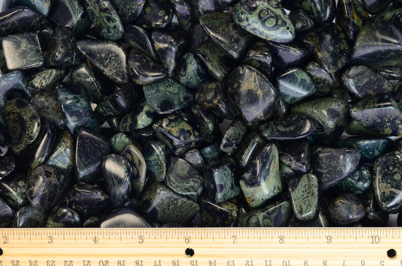 - Premium Polished Rocks! Small Fantasia Materials: 10 pcs Tumbled Crocodile Jasper Stones from Madagascar 0.75 to 1.25 Avg