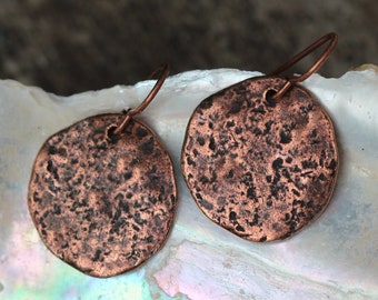 Rustic Copper Disc Earrings: Textured Patina Dangles