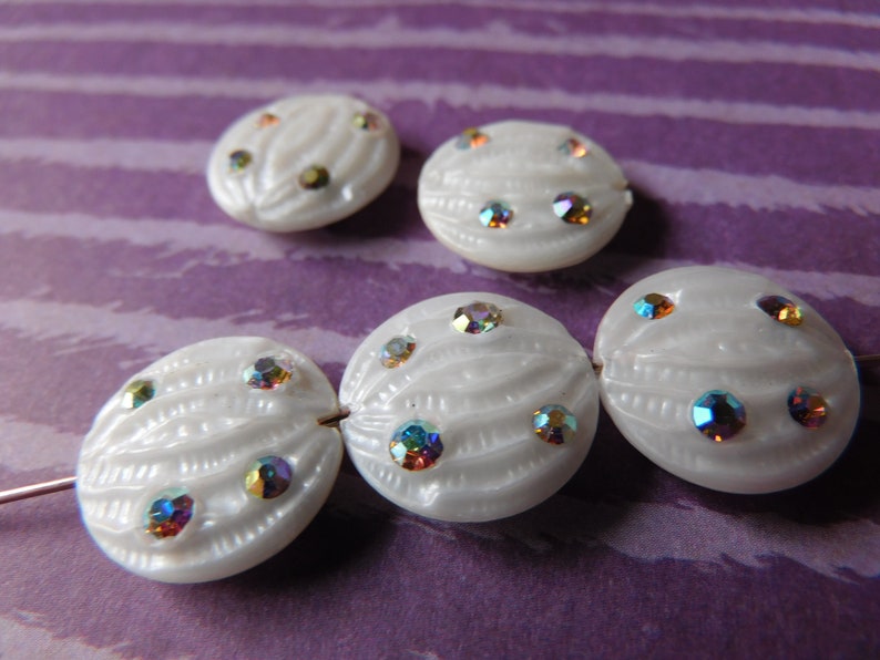 5 Vintage White Pearl with AB Rhinestones Scalloped Flat Round Coin Disc Focal Acrylic Beads 15x5mm D3D3-2