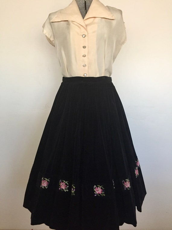 Black velvet embroidered skirt