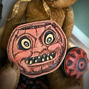 Smaller Hand Painted Primitive Wooden Pumpkin Grubby Distressed Jack O* Lantern HALLOWEEN Old Vintage Inspired Autumn Fall Decor Display
