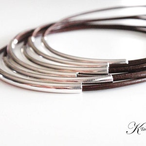 Bruin lederen Bangle Bracelet, lederen armbanden voor vrouwen, lederen sieraden, Zilveren Bangle, Bangle Set, Boho sieraden, Boho sieraden,