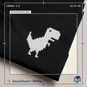 Dino broderad skjorta – retro pixelkonst dinosauriespelprogrammering-t-shirt, mjukvaruingenjörspresent, tekniknördpresent till pappa