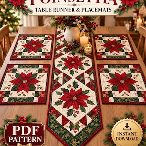 Pode incluir: Um caminho de mesa acolchoado e quatro jogos americanos a combinar com um padrão de poinsétia vermelha e azevinho verde sobre um fundo creme. O conjunto inclui o texto Quilted Christmas Poinsettia Table Runner & Placemats, PDF Pattern e Instant Download.
