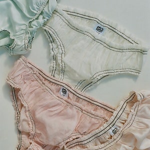 Moondust pantie in soft organic cotton