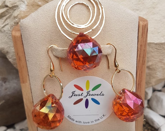 Faceted Copper Crystal Jewelry Set: Teardrop Pendant Earrings