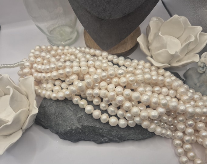 AA Oval Freshwater Pearl Strand, 13-14mm, 15 Inches long